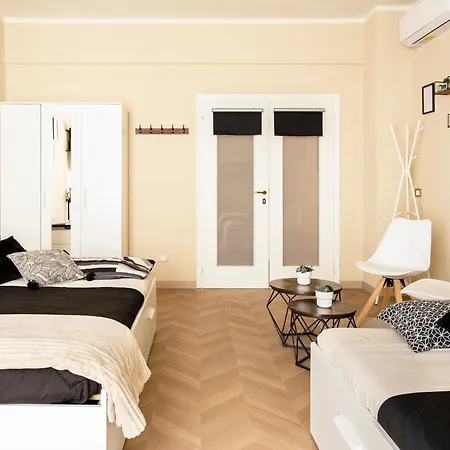 Guest house Le Di Sonia Del Corso Civ 25 Quadrupla Con Bagno Privato